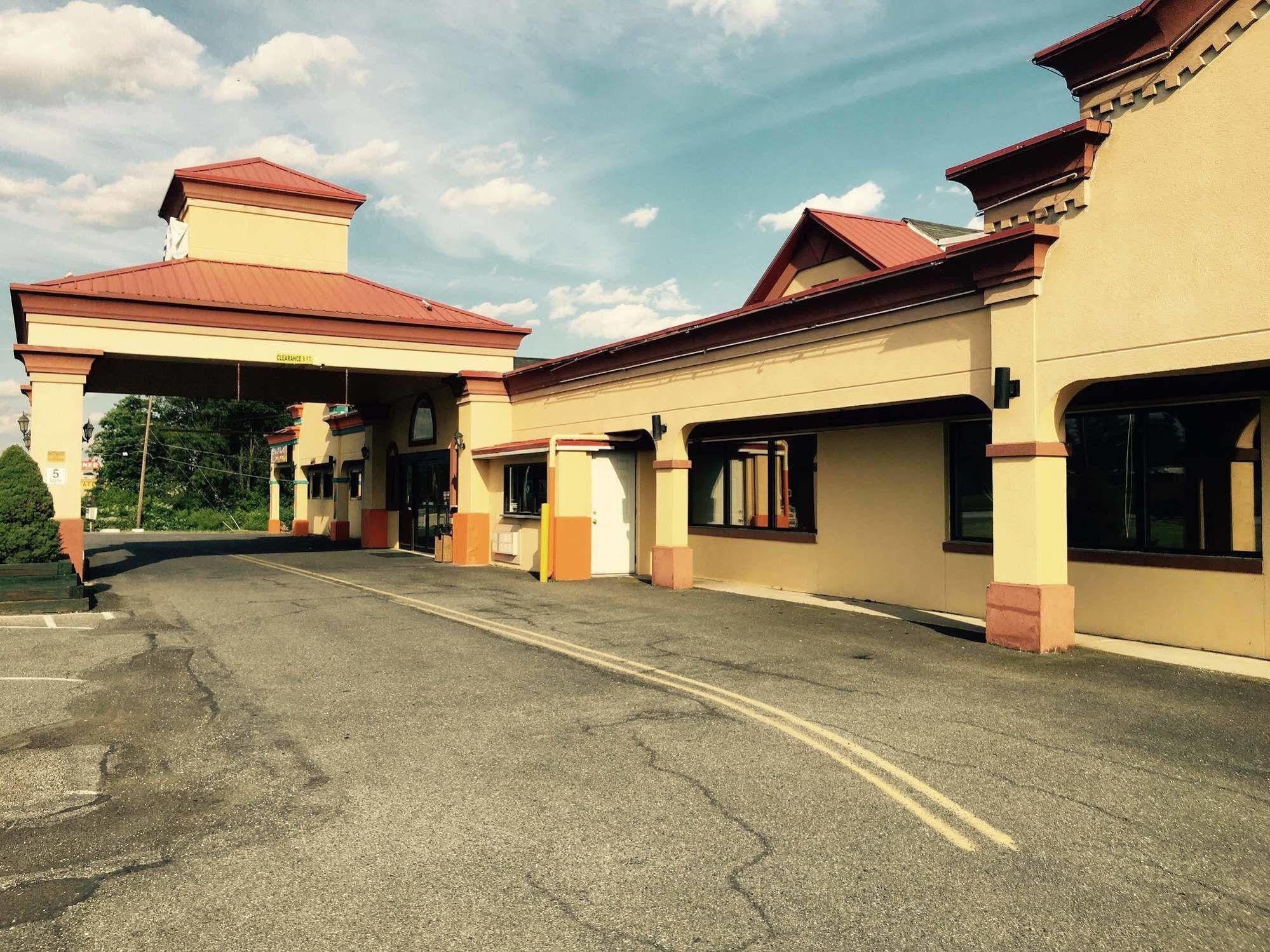 Diamond Carlisle Hotel Exterior photo