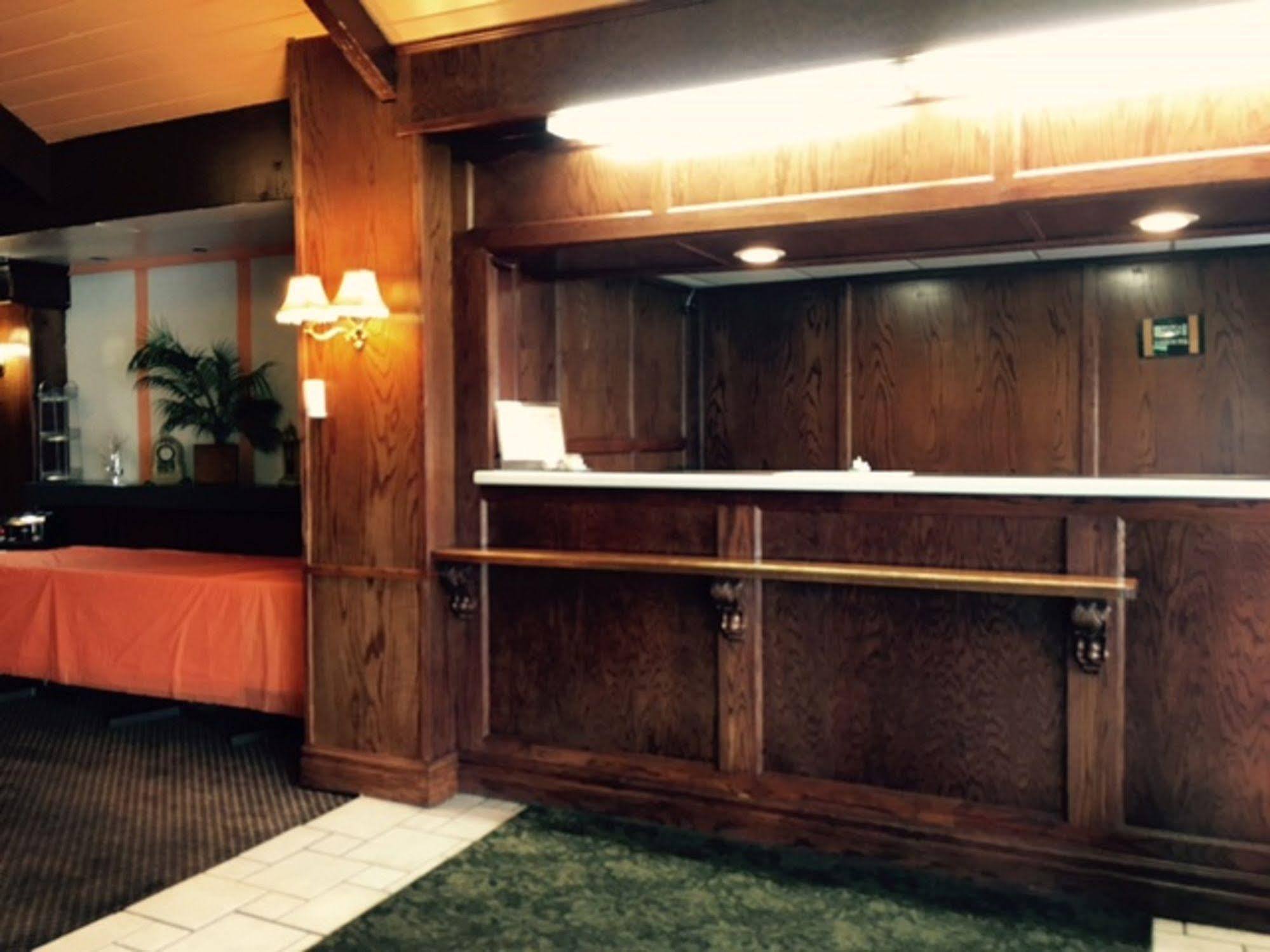 Diamond Carlisle Hotel Exterior photo